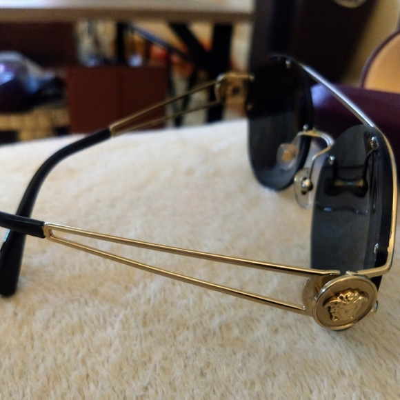 Versace Sunglasses - Picture 6 of 8